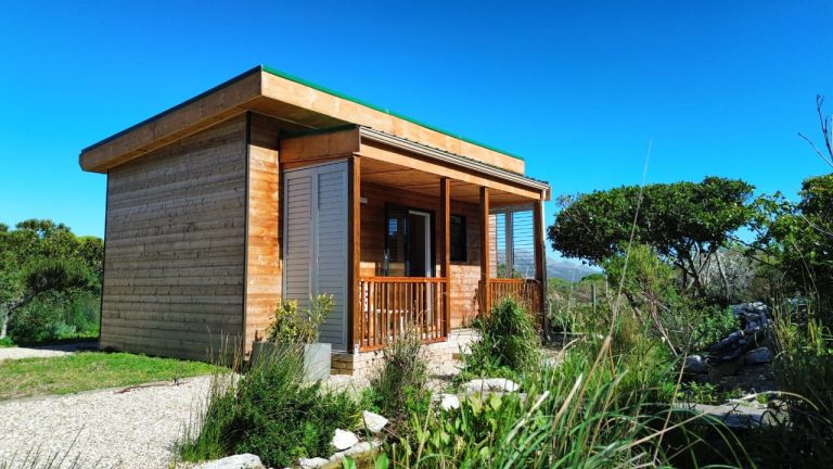 One bedroom luxury container home